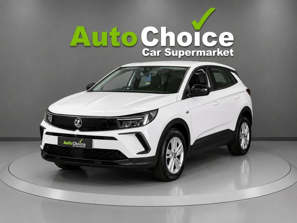 Vauxhall Grandland 1.2L Design MM22FSE White #2