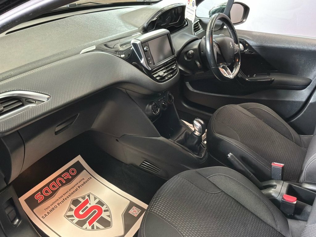 Peugeot 208 1L Allure GK67UTG Black #6