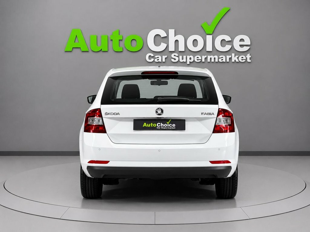 Skoda Rapid Spaceback 1L Se Sport White #5