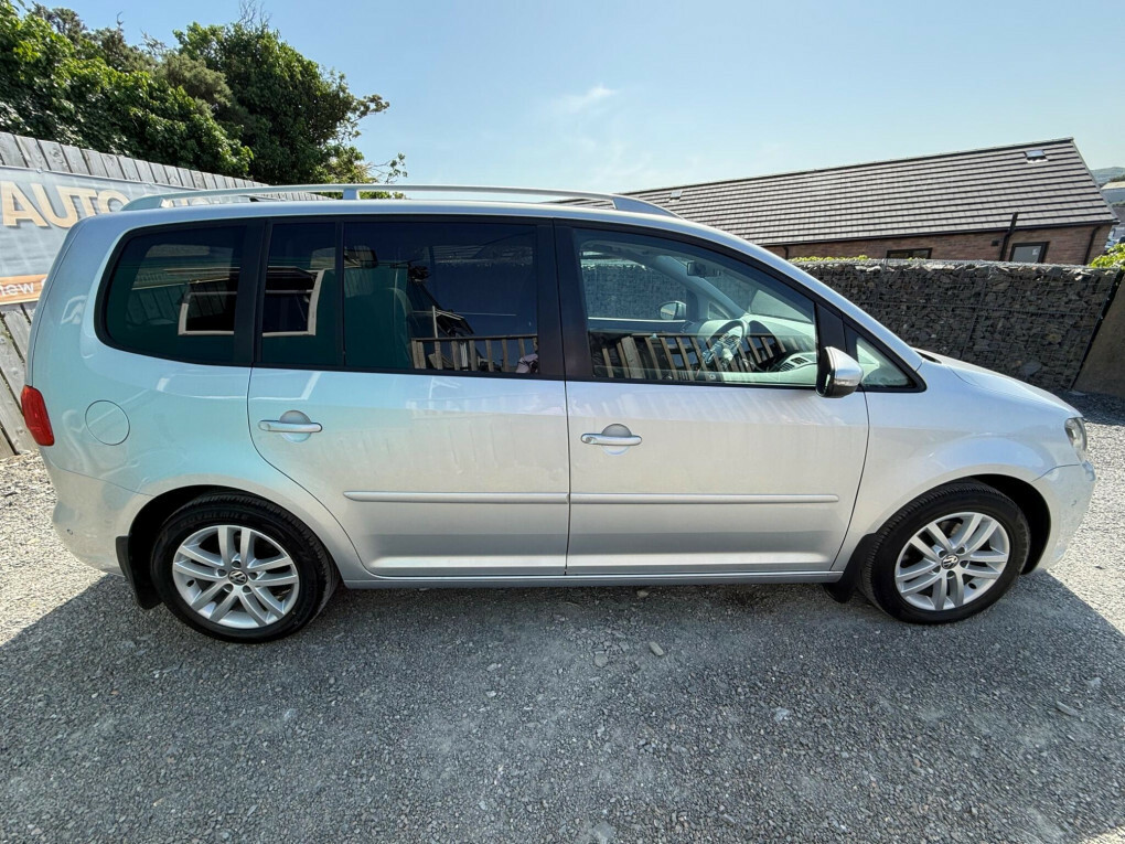 Volkswagen Touran 1.6 Tdi Se Euro 5  #4