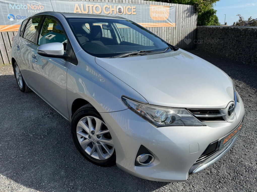 Toyota Auris 1.6 V-matic Icon Euro 5