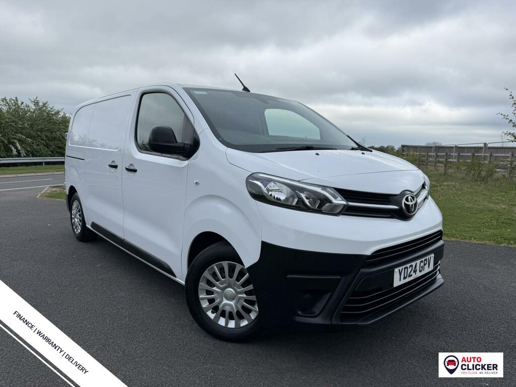 Toyota PROACE 1.5D Icon Medium Panel Van 6Dr Mwb E YD24GPV White