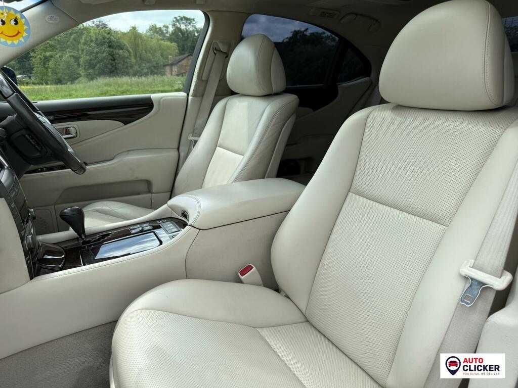 Lexus LS Se-l Silver #42