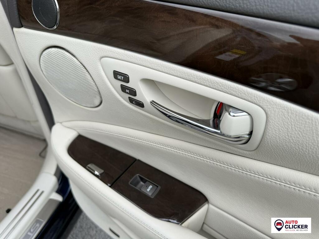 Lexus LS Se-l Silver #28