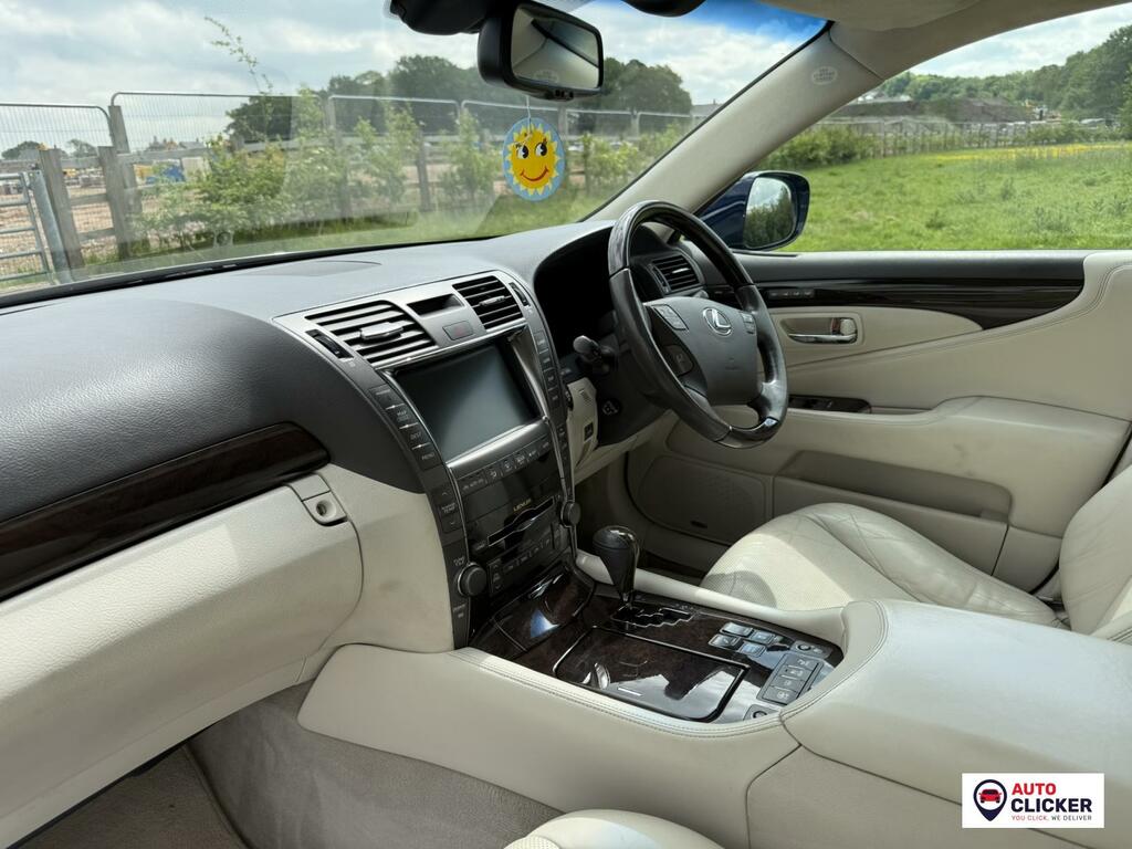 Lexus LS Se-l Silver #40