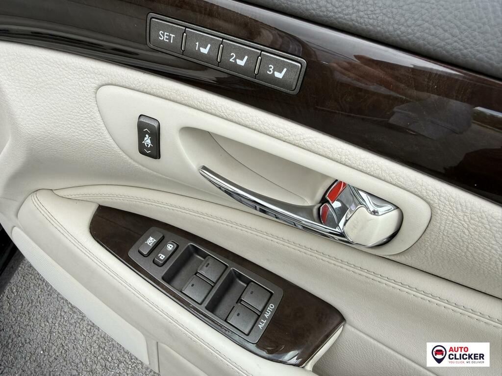 Lexus LS Se-l Silver #24