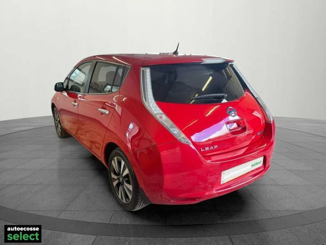 Nissan Leaf Tekna Hatchback NA17LWZ Red #6