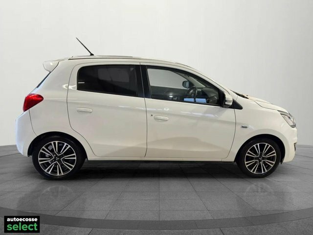 Mitsubishi Mirage 4 Hatchback White #3