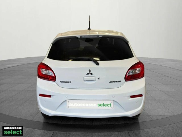 Mitsubishi Mirage 4 Hatchback White #5