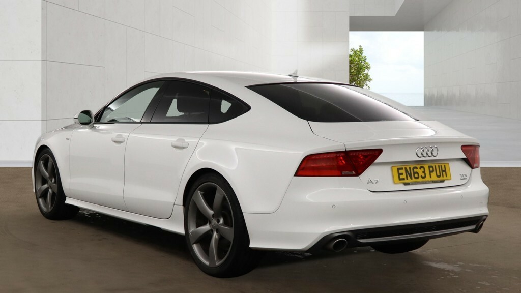 Audi A7 3.0 Tdi V6 Black Edition White #3