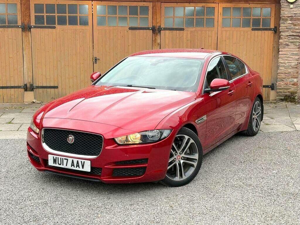 Jaguar XE 2.0D Prestige Euro 6 Ss 201717 Red