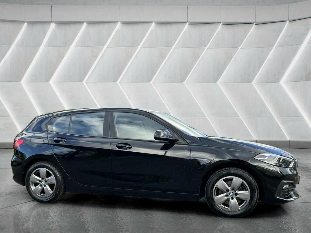 BMW 1 Series Hatchback 1.5 118I Se Lcp Dct Euro 6 Ss HN22ZYV Black #4