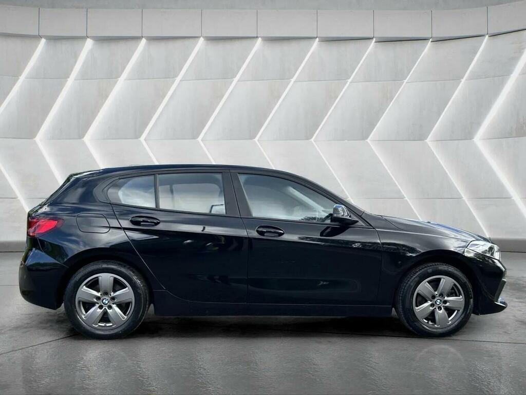 BMW 1 Series Hatchback 1.5 118I Se Lcp Dct Euro 6 Ss HN22ZYV Black #5