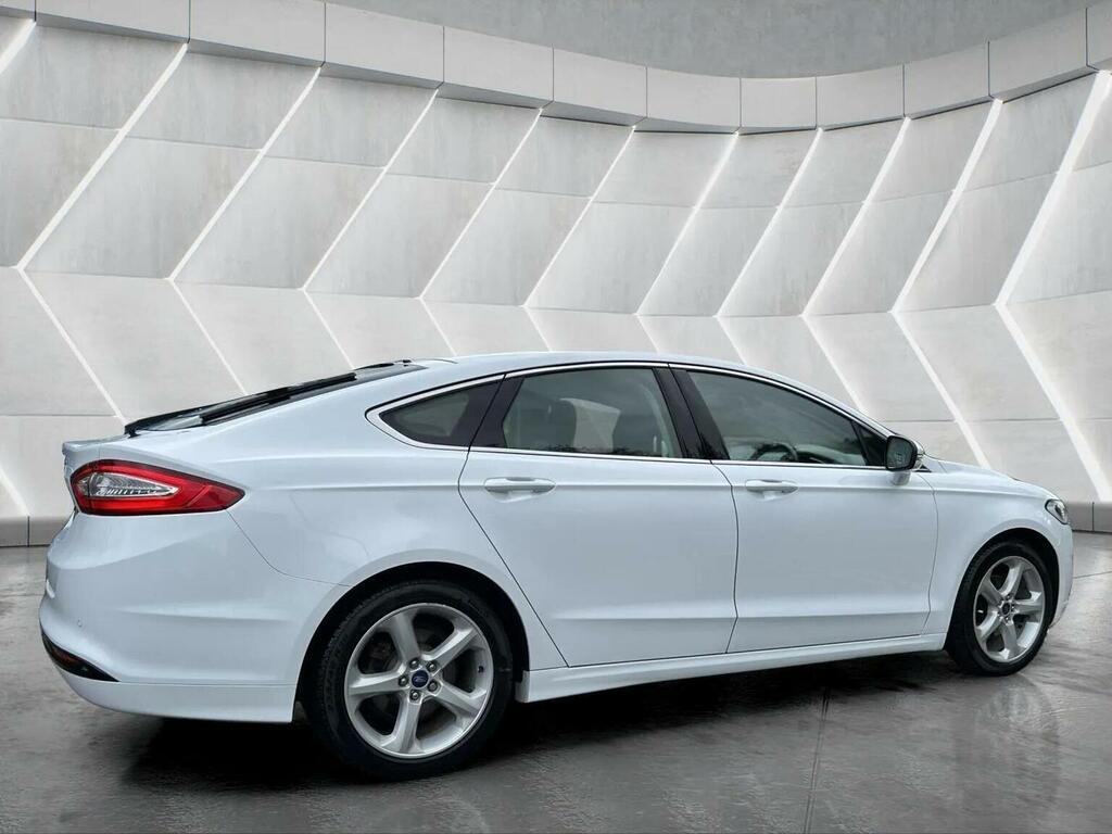Ford Mondeo Hatchback 1.5T Ecoboost Titanium Euro 6 Ss White #6