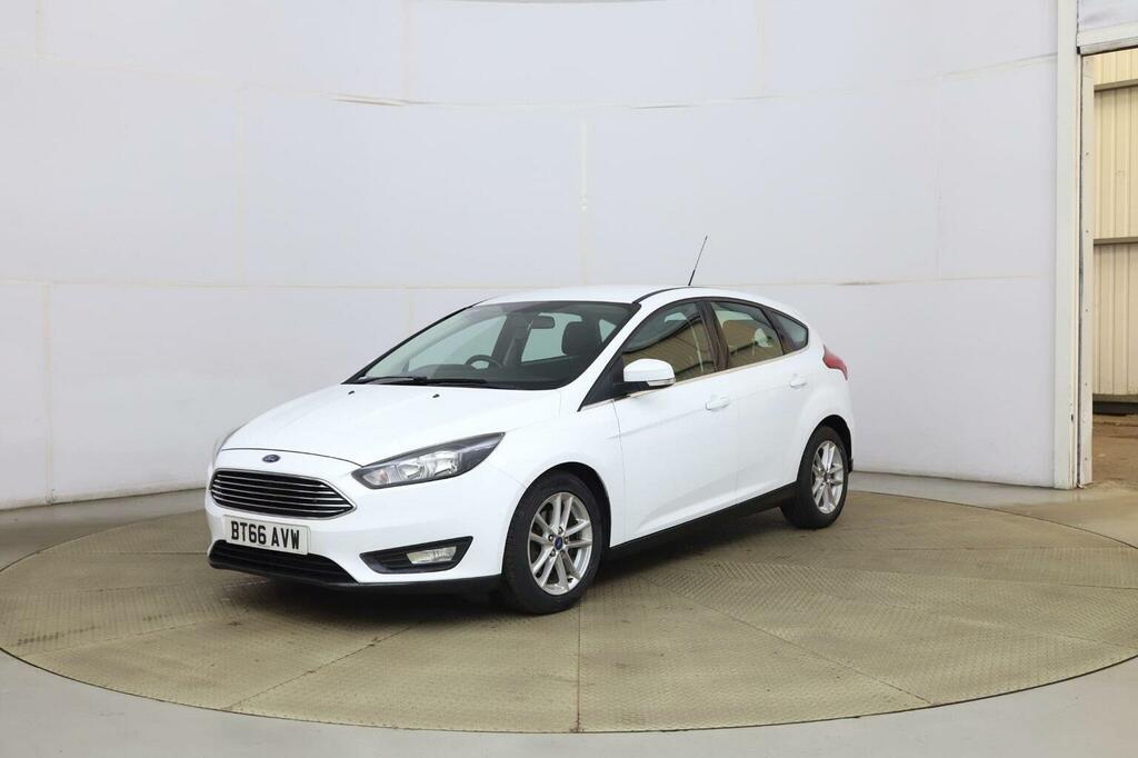 Ford Focus Hatchback 1.5 Tdci Zetec Powershift Euro 6 Ss 5 White