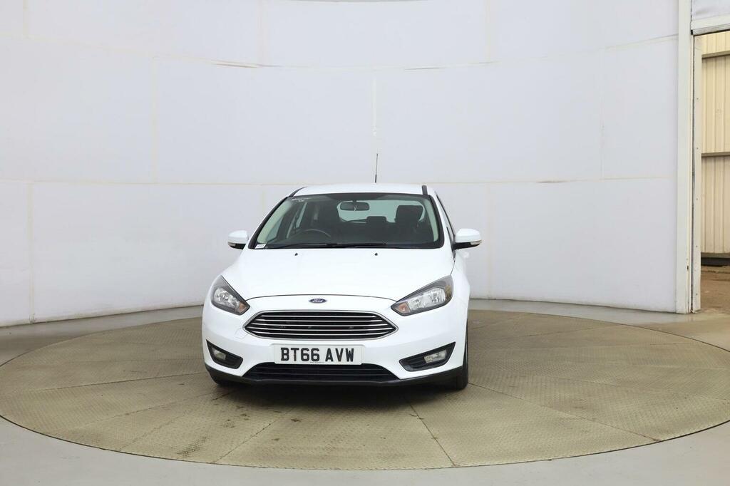 Ford Focus Hatchback 1.5 Tdci Zetec Powershift Euro 6 Ss 5 BT66AVW White #2