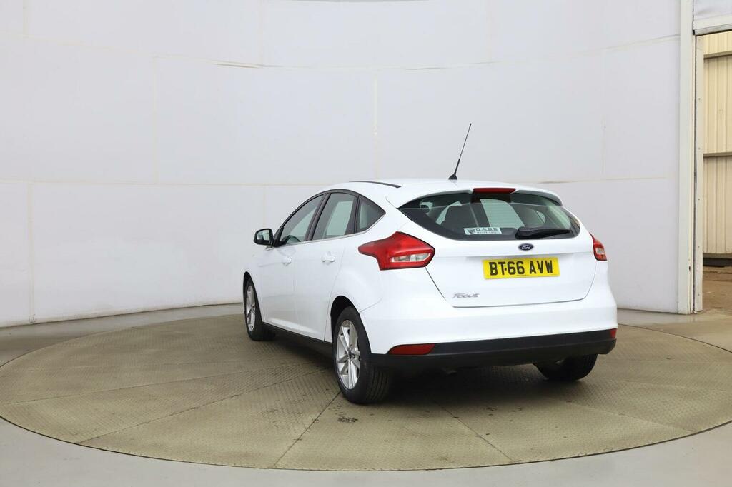 Ford Focus Hatchback 1.5 Tdci Zetec Powershift Euro 6 Ss 5 BT66AVW White #5