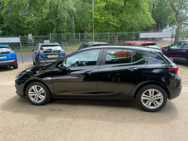 Vauxhall Astra 1.5 Turbo D Business Edition Nav Hatchback Die DU71WKM Black #4