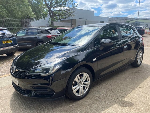 Vauxhall Astra 1.5 Turbo D Business Edition Nav Hatchback Die DU71WKM Black #3