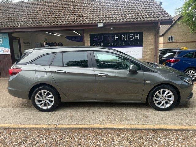 Vauxhall Astra 1.6 Cdti Ecotec Blueinjection Tech Line Nav Sports DV68WBX Grey #3