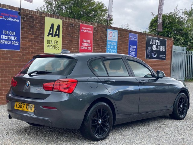 BMW 1 Series 116D Se Euro 6 LS67VRR Grey #4