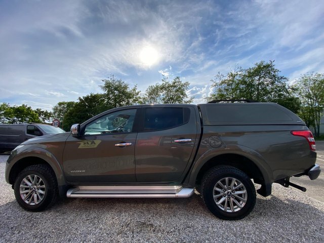 Mitsubishi L200 Di-d Dc Warrior 4Wd SP17ZGJ Green #5