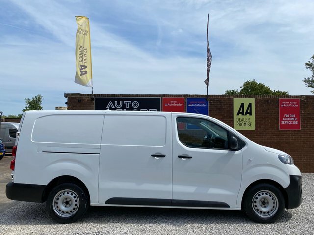 Peugeot Expert Bluehdi 1400 Professional Premium EX71JZL White #6