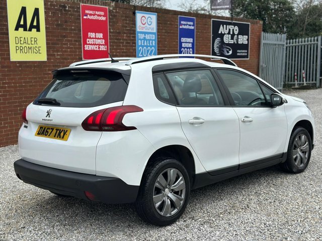 Peugeot 2008 Puretech Active Euro 6 DA67TKY White #4