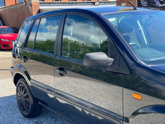 Ford Fusion 1.4 1 Hatchback Low Miles 2 Owner Green #27