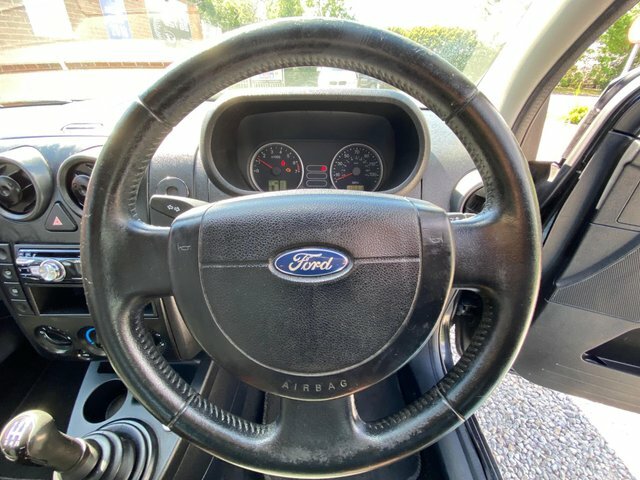 Ford Fusion 1.4 1 Hatchback Low Miles 2 Owner Green #9