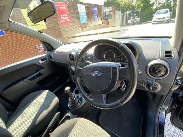 Ford Fusion 2 5dr Black #5
