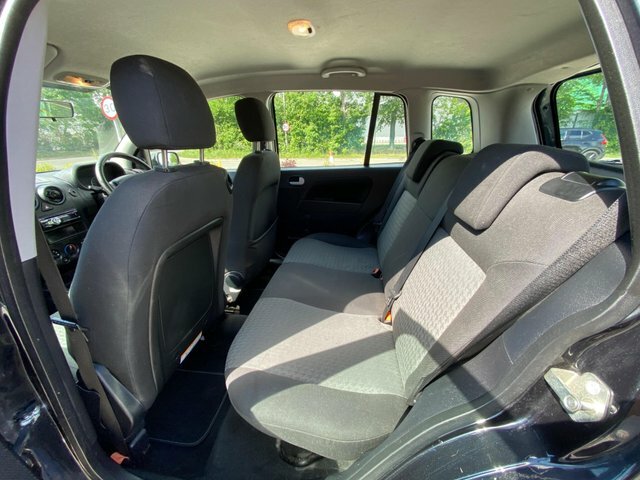 Ford Fusion 1.4 1 Hatchback Low Miles 2 Owner Green #18