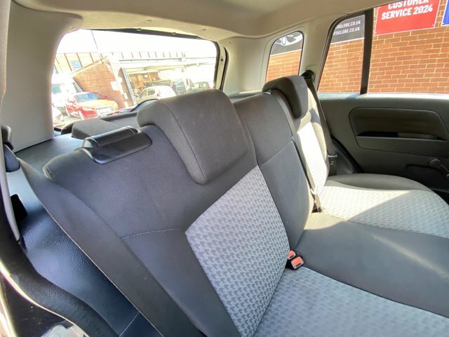 Ford Fusion 1.4 1 Hatchback Low Miles 2 Owner Green #28