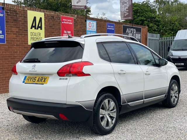 Peugeot 2008 Vti Allure Euro White #4