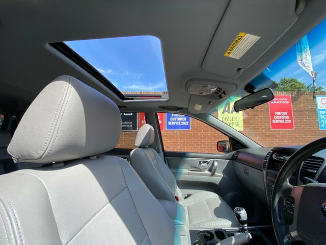 Kia Sorento Xt Black #38