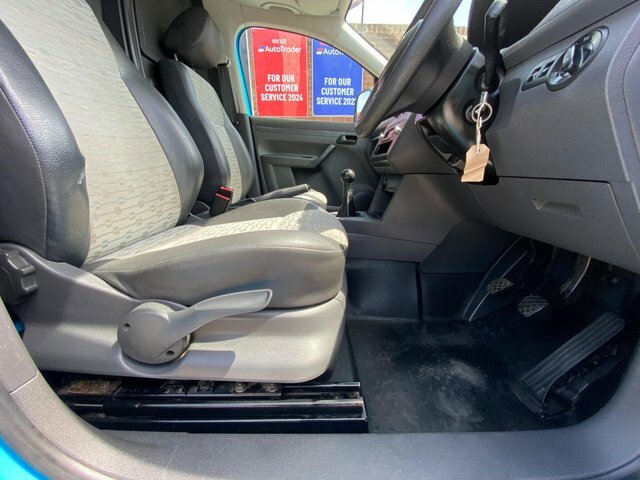 Volkswagen Caddy Maxi C20 Tdi Blue #23