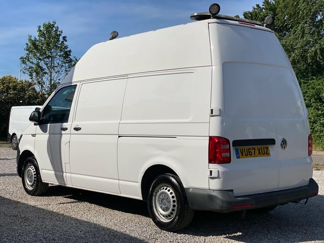 Volkswagen Transporter Tdi T32 Bluemotion Tech VU67XUZ White #3