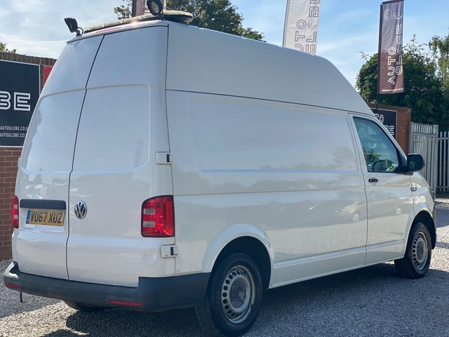 Volkswagen Transporter Tdi T32 Bluemotion Tech VU67XUZ White #4