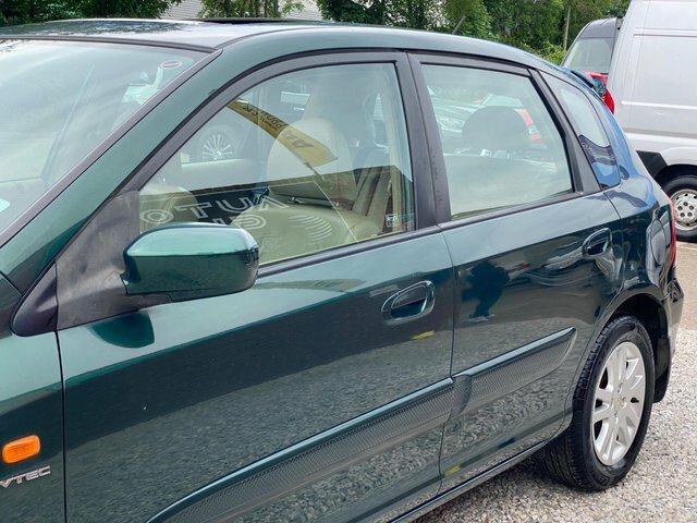 Honda Civic 1.4I Se Black #43