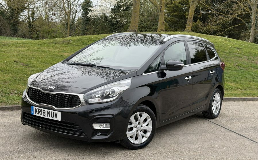 Kia Carens Petrol