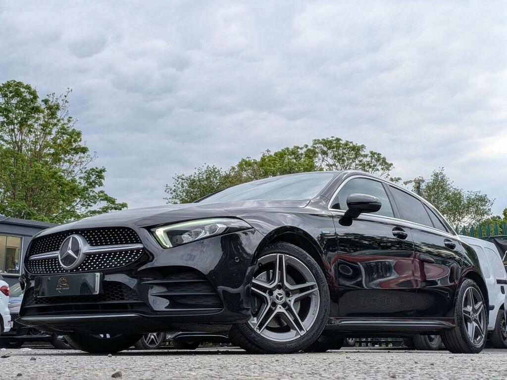 Mercedes-Benz A Class Hatchback 1.3 A250e 15.6Kwh Amg Line Premium 2 8 GY71JFN Black #4
