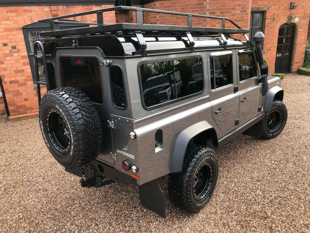 Land Rover Defender 110 Suv 2.4 Tdci Xs Station Wagon 4Wd Mwb Euro 4 Grey #4