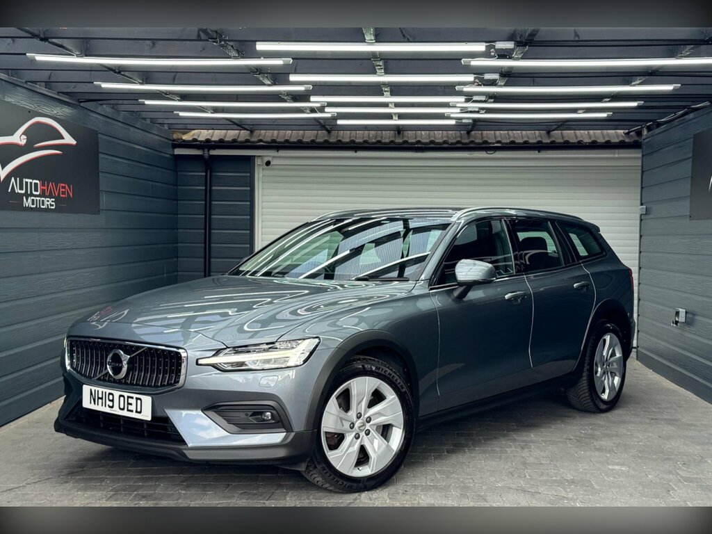 Volvo V60 2.0 D4 Plus Awd Euro 6 Ss NH19OED Grey #2