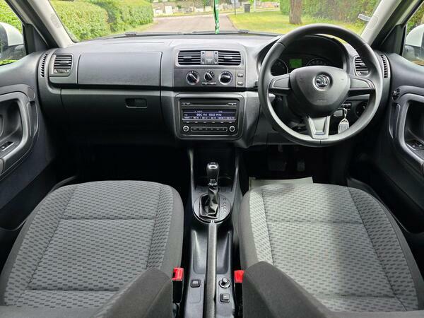 Skoda Fabia 1.2 Tsi Se Dsg Euro 5 #2