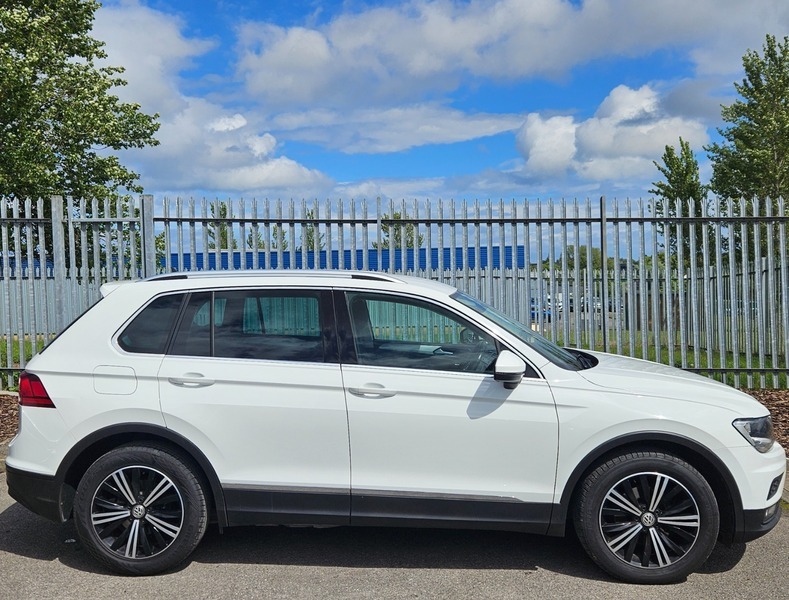 Volkswagen Tiguan 2.0 Tdi Se Navigation SK68VZO White #2