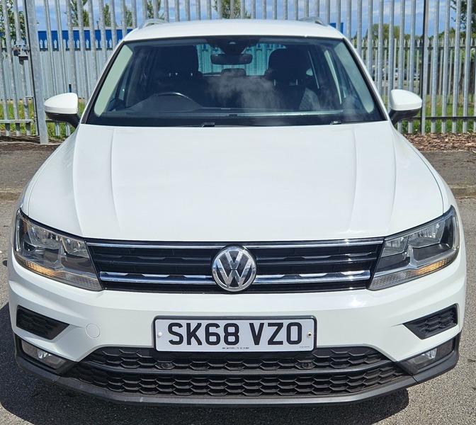Volkswagen Tiguan 2.0 Tdi Se Navigation SK68VZO White #4