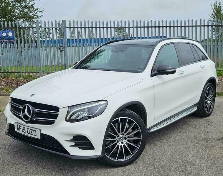 Mercedes-Benz C Class 2.1 Glc220d Amg Night White #3