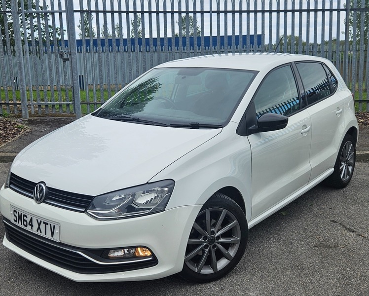 Volkswagen Polo 1.2 Tsi Bluemotion Tech SM64XTV White #2
