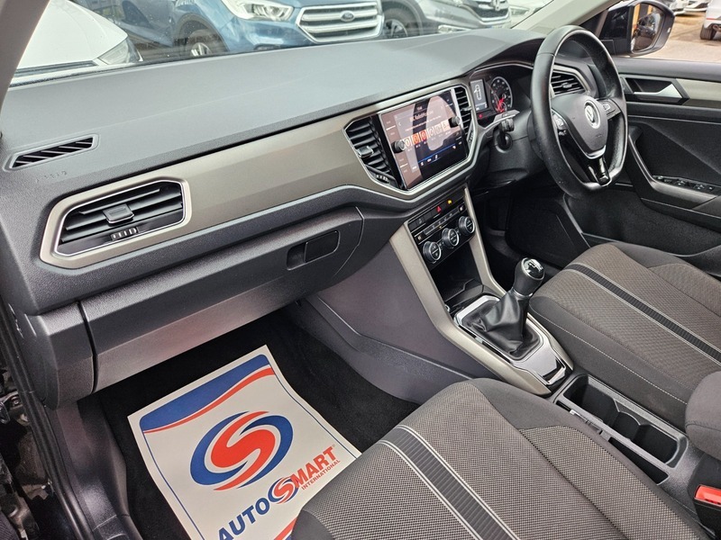 Volkswagen T-Roc 1.0 Tsi Se Suv VU70HWW Black #6