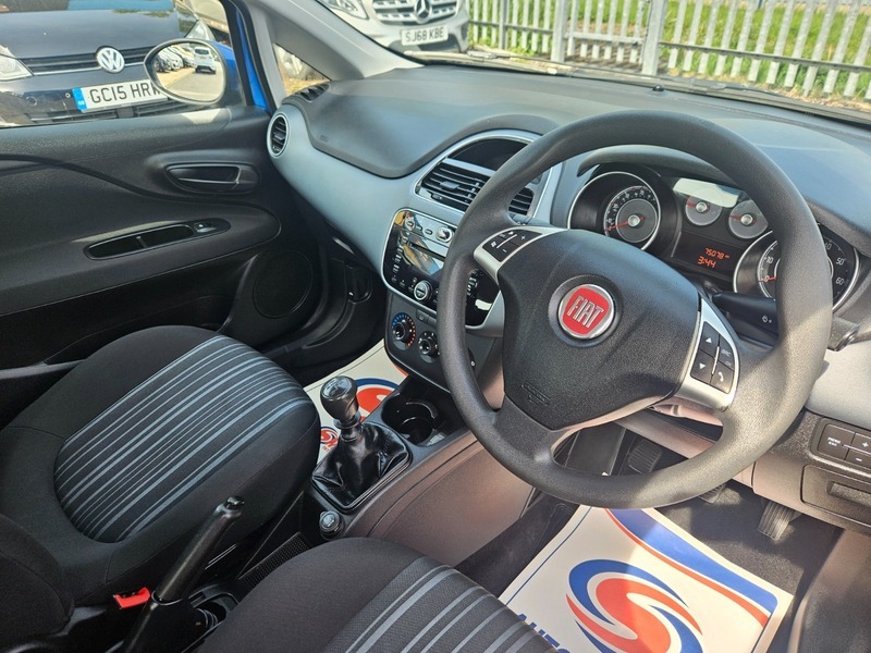 Fiat Punto 1.4 Active Hatchback Blue #5